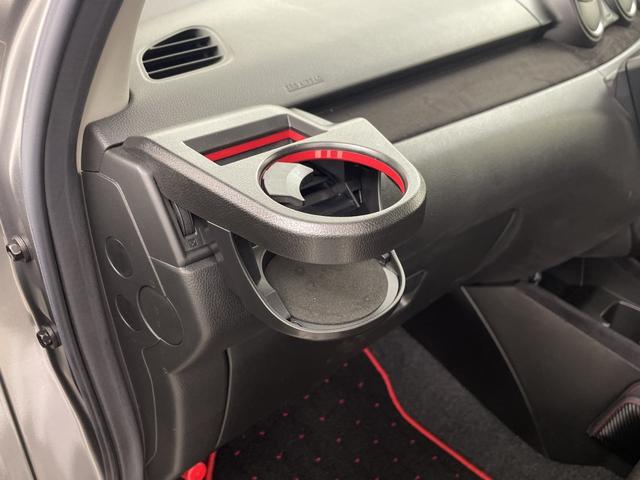 スイフトスポーツ ベースグレード 社外9型SDナビ バックカメラ 運転席シートヒーター レーダークルーズコントロール ビルトインETC ブラインドスポットモニター レーンキープアシスト 衝突軽減ブレーキ 横滑り防止 純正フロアマット(25枚目)