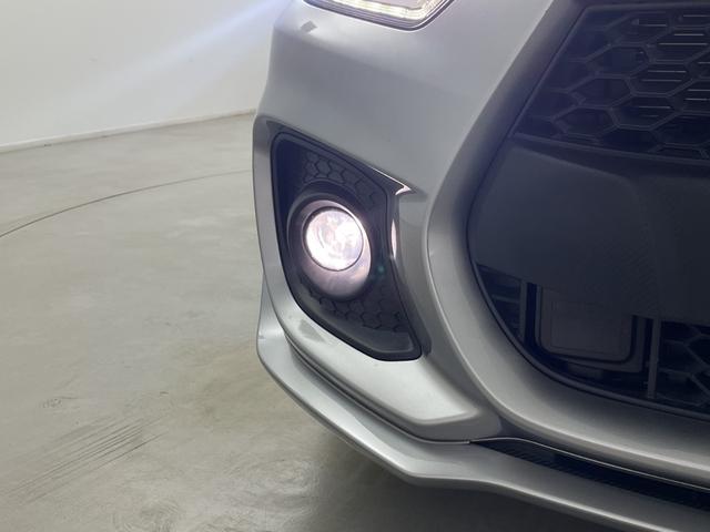 スイフトスポーツ ベースグレード 社外9型SDナビ バックカメラ 運転席シートヒーター レーダークルーズコントロール ビルトインETC ブラインドスポットモニター レーンキープアシスト 衝突軽減ブレーキ 横滑り防止 純正フロアマット(51枚目)