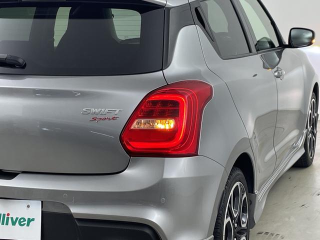 スイフトスポーツ ベースグレード 社外9型SDナビ バックカメラ 運転席シートヒーター レーダークルーズコントロール ビルトインETC ブラインドスポットモニター レーンキープアシスト 衝突軽減ブレーキ 横滑り防止 純正フロアマット(53枚目)