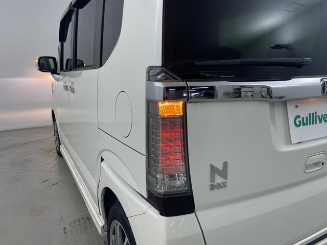 N-BOXカスタム G・Lパッケージ 純正SDナビ Bluetooth DVD CD フルセグTV バックカメラ パワースライドドア 前方社外ドラレコ ビルトインETC 純正アルミホイール 純正フロアマット キセノンライト スマートキー(57枚目)