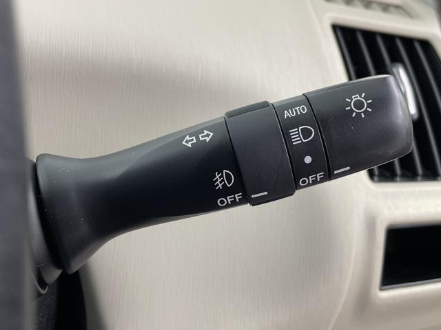 プリウスアルファ 純正ナビ(FM/AM/CD/DVD/HDMI/Bluetooth) バックカメラ フルセグテレビ クルーズコントロール ビルトインETC 運転席パワーシート ハーフレザーシート オートLEDライト(12枚目)