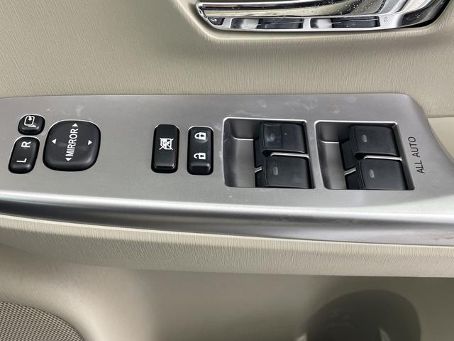 プリウスアルファ 純正ナビ(FM/AM/CD/DVD/HDMI/Bluetooth) バックカメラ フルセグテレビ クルーズコントロール ビルトインETC 運転席パワーシート ハーフレザーシート オートLEDライト(19枚目)