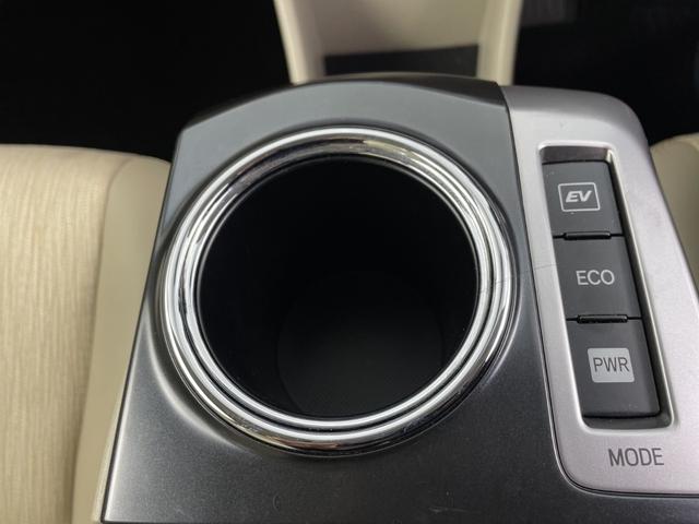 プリウスアルファ 純正ナビ(FM/AM/CD/DVD/HDMI/Bluetooth) バックカメラ フルセグテレビ クルーズコントロール ビルトインETC 運転席パワーシート ハーフレザーシート オートLEDライト(27枚目)