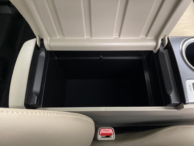 プリウスアルファ 純正ナビ(FM/AM/CD/DVD/HDMI/Bluetooth) バックカメラ フルセグテレビ クルーズコントロール ビルトインETC 運転席パワーシート ハーフレザーシート オートLEDライト(28枚目)