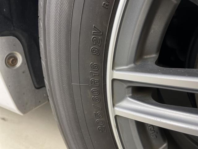 プリウスアルファ 純正ナビ(FM/AM/CD/DVD/HDMI/Bluetooth) バックカメラ フルセグテレビ クルーズコントロール ビルトインETC 運転席パワーシート ハーフレザーシート オートLEDライト(74枚目)