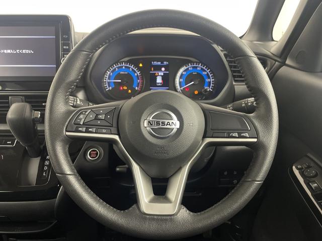 ルークス ハイウェイスター Gターボ 純正9インチナビ 全方位カメラ 両側パワースライドドア ドライブレコーダー フルセグTV Bluetooth ビルトインETC 衝突軽減ブレーキ 盗難防止装置 ロールサンシェード 純正フロアマット(9枚目)