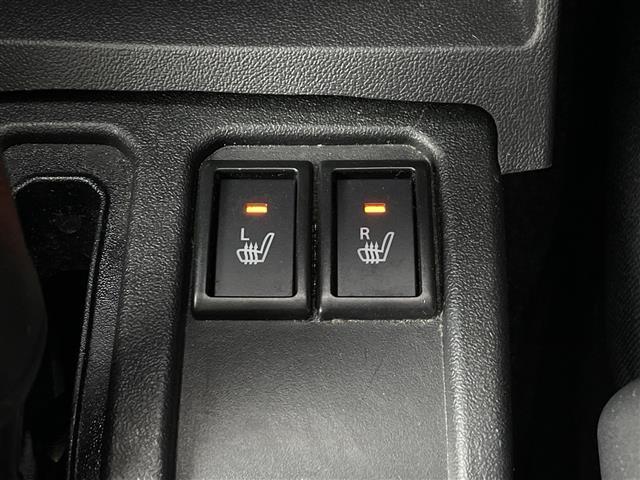 ジムニー XC 純正ナビ 地デジワンセグ バックカメラ ETC ドライブレコーダー クルーズコントロール 衝突軽減 車線逸脱警報 ダウンヒルアシストコントロール シートヒーター アイドリングストップ 純正フロアマット(4枚目)