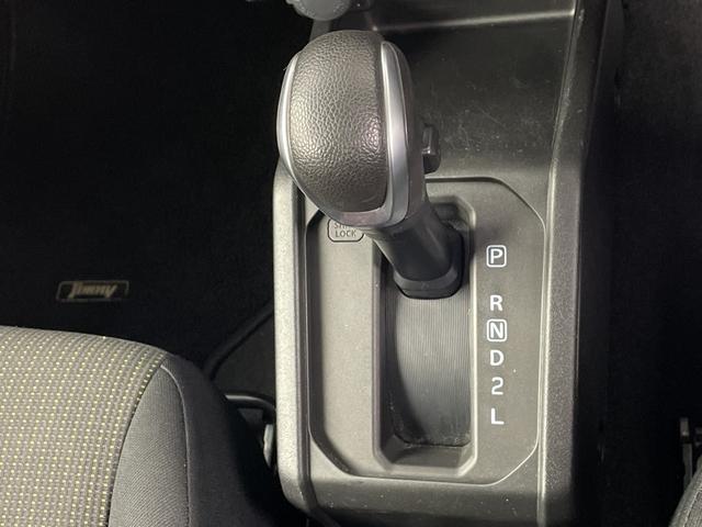 ジムニー XC 純正ナビ 地デジワンセグ バックカメラ ETC ドライブレコーダー クルーズコントロール 衝突軽減 車線逸脱警報 ダウンヒルアシストコントロール シートヒーター アイドリングストップ 純正フロアマット(16枚目)