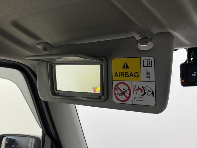 ジムニー XC 純正ナビ 地デジワンセグ バックカメラ ETC ドライブレコーダー クルーズコントロール 衝突軽減 車線逸脱警報 ダウンヒルアシストコントロール シートヒーター アイドリングストップ 純正フロアマット(23枚目)