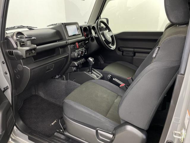 ジムニー XC 純正ナビ 地デジワンセグ バックカメラ ETC ドライブレコーダー クルーズコントロール 衝突軽減 車線逸脱警報 ダウンヒルアシストコントロール シートヒーター アイドリングストップ 純正フロアマット(36枚目)