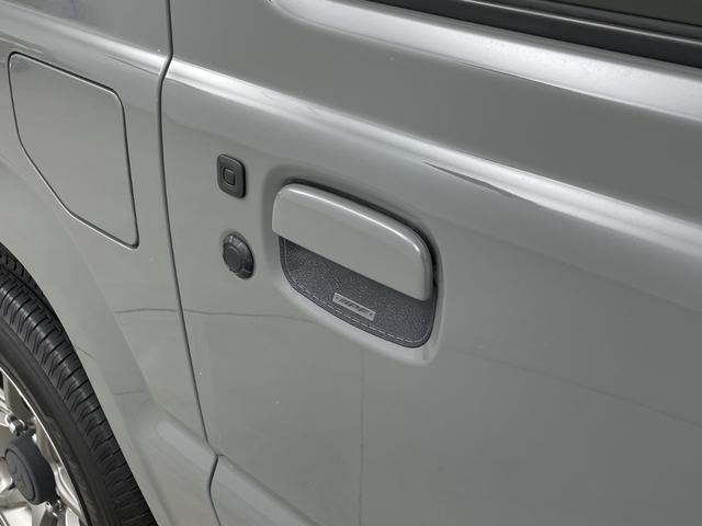 ジムニー XC 純正ナビ 地デジワンセグ バックカメラ ETC ドライブレコーダー クルーズコントロール 衝突軽減 車線逸脱警報 ダウンヒルアシストコントロール シートヒーター アイドリングストップ 純正フロアマット(53枚目)