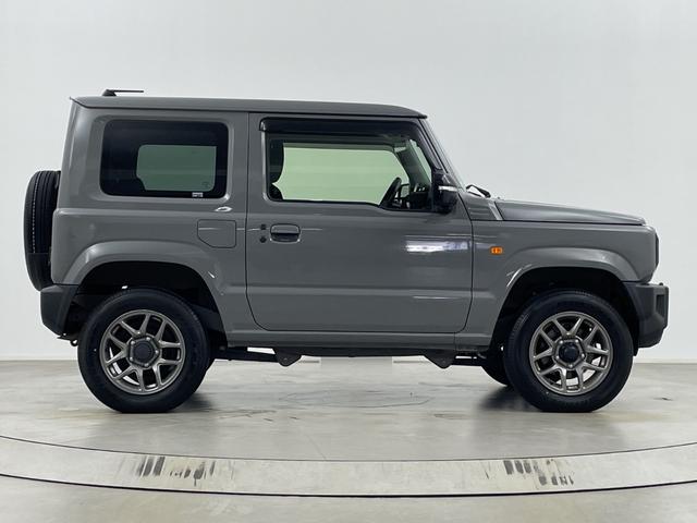 ジムニー XC 純正ナビ 地デジワンセグ バックカメラ ETC ドライブレコーダー クルーズコントロール 衝突軽減 車線逸脱警報 ダウンヒルアシストコントロール シートヒーター アイドリングストップ 純正フロアマット(59枚目)
