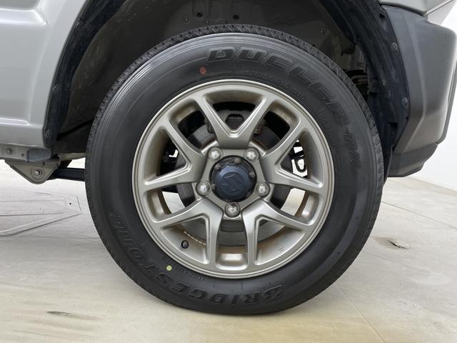 ジムニー XC 純正ナビ 地デジワンセグ バックカメラ ETC ドライブレコーダー クルーズコントロール 衝突軽減 車線逸脱警報 ダウンヒルアシストコントロール シートヒーター アイドリングストップ 純正フロアマット(65枚目)
