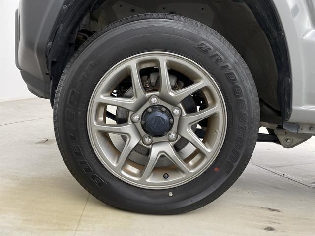 ジムニー XC 純正ナビ 地デジワンセグ バックカメラ ETC ドライブレコーダー クルーズコントロール 衝突軽減 車線逸脱警報 ダウンヒルアシストコントロール シートヒーター アイドリングストップ 純正フロアマット(66枚目)