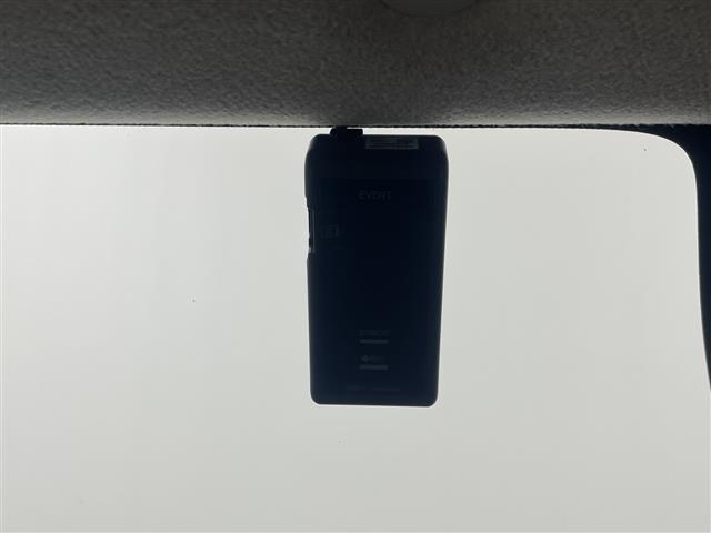 タンク G 純正ナビ 地デジワンセグ バックカメラ ドラレコ ETC クルーズコントロール 衝突軽減ブレーキ オートマチックハイビーム クリアランスソナー アイドリングストップ 電動格納ミラー 純正ドアバイザー(3枚目)