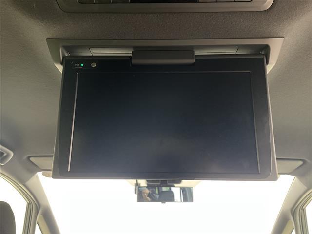 ヴォクシー ZS 煌II 純正フリップダウンモニター 純正10.5インチナビ バックカメラ 両側パワースライドドア フルセグTV Bluetooth ビルトインETC2.0 純正ドライブレコーダー レーンキープアシスト フォグ(2枚目)