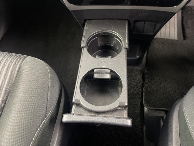 ヴォクシー ZS 煌II 純正フリップダウンモニター 純正10.5インチナビ バックカメラ 両側パワースライドドア フルセグTV Bluetooth ビルトインETC2.0 純正ドライブレコーダー レーンキープアシスト フォグ(30枚目)