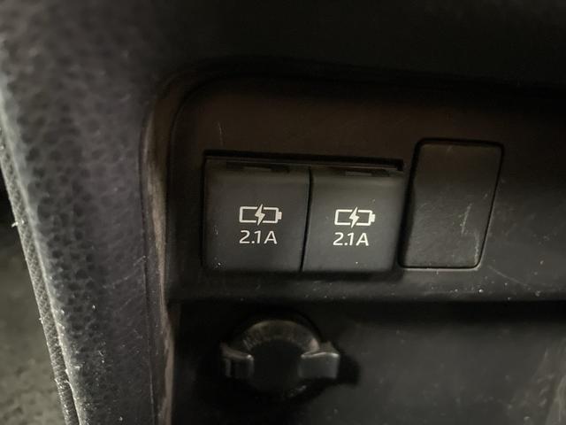 ヴォクシー ZS 煌II 純正フリップダウンモニター 純正10.5インチナビ バックカメラ 両側パワースライドドア フルセグTV Bluetooth ビルトインETC2.0 純正ドライブレコーダー レーンキープアシスト フォグ(31枚目)