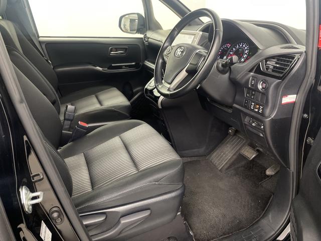 ヴォクシー ZS 煌II 純正フリップダウンモニター 純正10.5インチナビ バックカメラ 両側パワースライドドア フルセグTV Bluetooth ビルトインETC2.0 純正ドライブレコーダー レーンキープアシスト フォグ(37枚目)