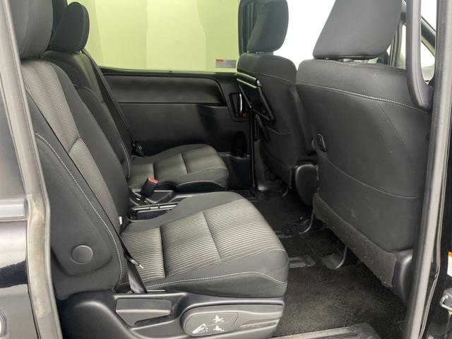 ヴォクシー ZS 煌II 純正フリップダウンモニター 純正10.5インチナビ バックカメラ 両側パワースライドドア フルセグTV Bluetooth ビルトインETC2.0 純正ドライブレコーダー レーンキープアシスト フォグ(43枚目)