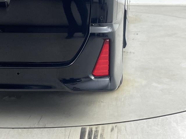 ヴォクシー ZS 煌II 純正フリップダウンモニター 純正10.5インチナビ バックカメラ 両側パワースライドドア フルセグTV Bluetooth ビルトインETC2.0 純正ドライブレコーダー レーンキープアシスト フォグ(57枚目)