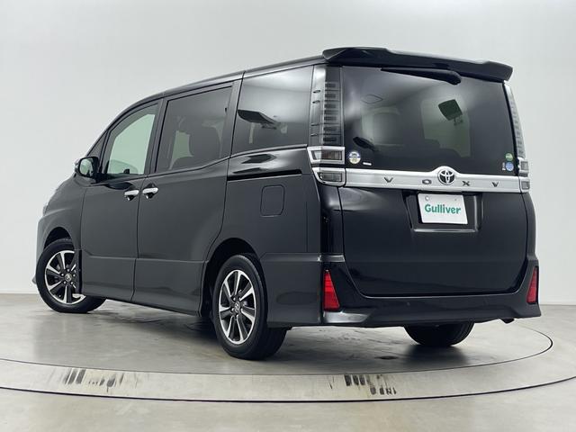 ヴォクシー ZS 煌II 純正フリップダウンモニター 純正10.5インチナビ バックカメラ 両側パワースライドドア フルセグTV Bluetooth ビルトインETC2.0 純正ドライブレコーダー レーンキープアシスト フォグ(69枚目)