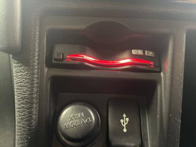 デリカD:5 P 電動サイドステップ 純正ナビ 全方位カメラ 両側パワースライドドア 電動リアゲート ドライブレコーダー ETC パワーシート シートヒーター ステアリングヒーター BSM 純正18インチアルミホイール(6枚目)