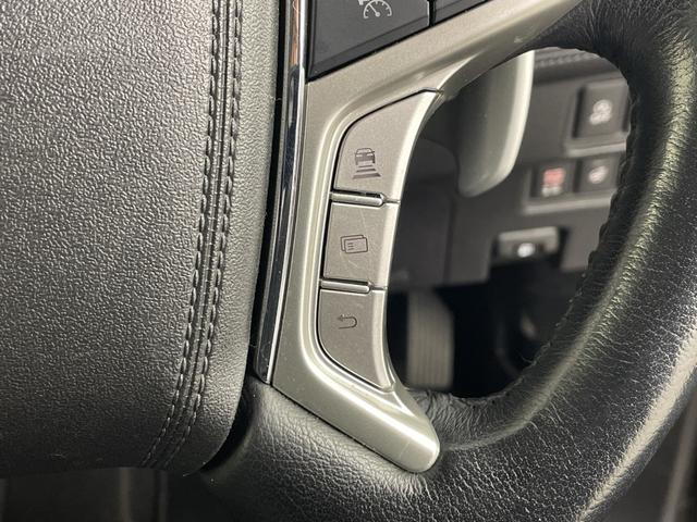 デリカD:5 P 電動サイドステップ 純正ナビ 全方位カメラ 両側パワースライドドア 電動リアゲート ドライブレコーダー ETC パワーシート シートヒーター ステアリングヒーター BSM 純正18インチアルミホイール(12枚目)