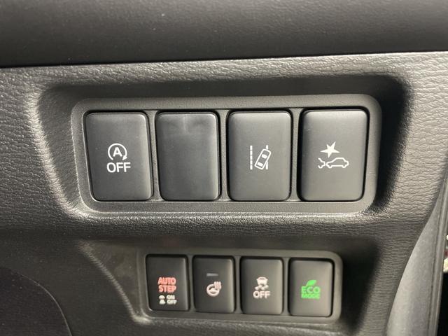 デリカD:5 P 電動サイドステップ 純正ナビ 全方位カメラ 両側パワースライドドア 電動リアゲート ドライブレコーダー ETC パワーシート シートヒーター ステアリングヒーター BSM 純正18インチアルミホイール(21枚目)