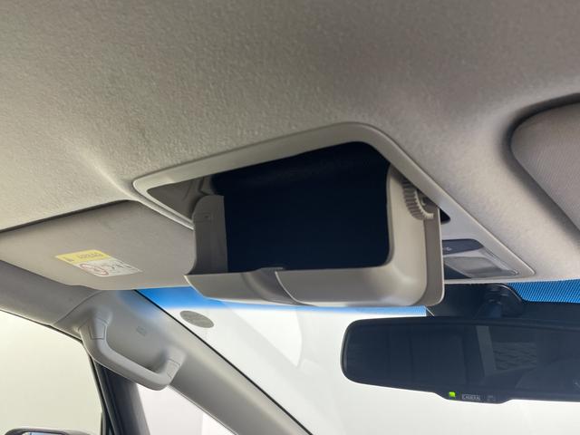 デリカD:5 P 電動サイドステップ 純正ナビ 全方位カメラ 両側パワースライドドア 電動リアゲート ドライブレコーダー ETC パワーシート シートヒーター ステアリングヒーター BSM 純正18インチアルミホイール(31枚目)