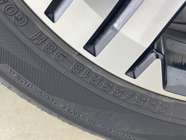 デリカD:5 P 電動サイドステップ 純正ナビ 全方位カメラ 両側パワースライドドア 電動リアゲート ドライブレコーダー ETC パワーシート シートヒーター ステアリングヒーター BSM 純正18インチアルミホイール(75枚目)