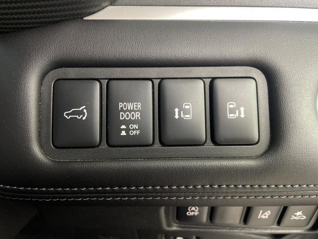 デリカD:5 P 純正ナビ アラウンドビュー 後席モニター ブラインドスポットモニター レーダークルーズコントロール 両側パワースライドドア 電動サイドステップ ステアリングヒーター ビルトインETC フルセグTV(24枚目)