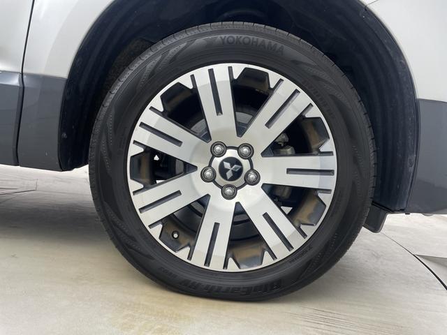 デリカD:5 P 純正ナビ アラウンドビュー 後席モニター ブラインドスポットモニター レーダークルーズコントロール 両側パワースライドドア 電動サイドステップ ステアリングヒーター ビルトインETC フルセグTV(70枚目)