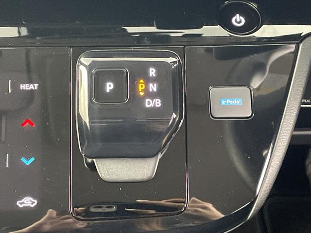 サクラ X 純正メモリナビ 全方位カメラ 純正ドライブレコーダー ETC 前席シートヒーター ステアリングヒーター 衝突軽減システム オートブレーキホールド フロアマット LEDヘッドライト プッシュスタート(20枚目)