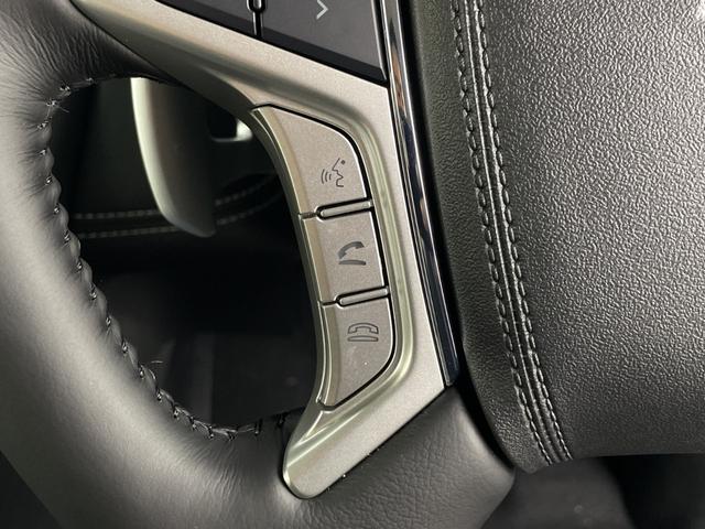 デリカD:5 シャモニー 登録済未使用車 全方位カメラ BSM 電動リアゲート 両側パワースライドドア パワーシート シートヒーター ステアリングヒーター レーダークルーズコントロール レーンキープアシスト 衝突軽減システム(11枚目)