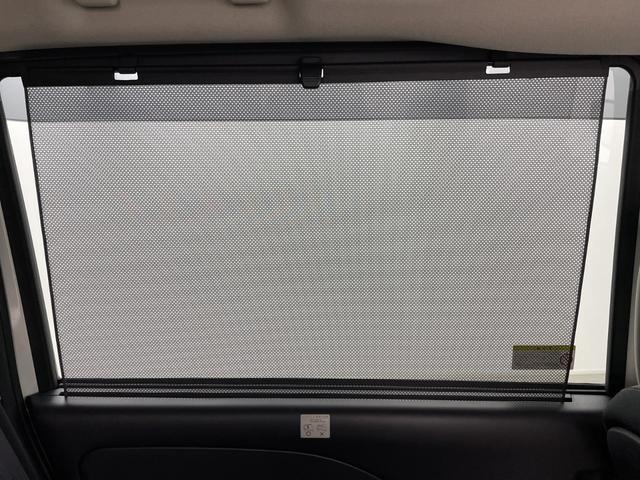 セレナ e-パワー ハイウェイスターV 純正10インチ後席モニター 純正9インチナビ アラウンドビューモニター デジタルインナーミラー プロパイロット ドライブレコーダー BSM 両側パワースライドドア ビルトインETC 衝突軽減システム(20枚目)