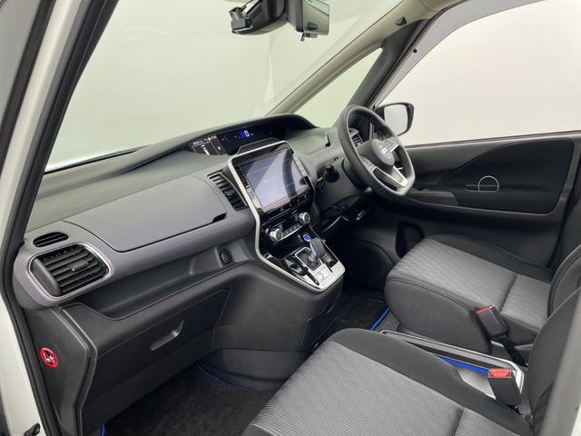 セレナ e-パワー ハイウェイスターV 純正10インチ後席モニター 純正9インチナビ アラウンドビューモニター デジタルインナーミラー プロパイロット ドライブレコーダー BSM 両側パワースライドドア ビルトインETC 衝突軽減システム(40枚目)