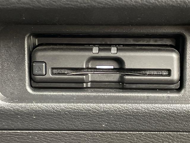 ルークス ハイウェイスター　Ｇターボプロパイロットエディション　純正９インチナビ　アラウンドビューモニター　両側パワースライドドア　純正ドライブレコーダー　ビルトインＥＴＣ　衝突軽減システム　オートブレーキホールド　レーンキープアシスト　純正アルミホイール　ＬＥＤ（4枚目）