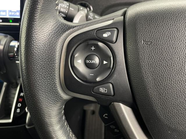 ステップワゴンスパーダ スパーダ・クールスピリット　ホンダセンシングブラスタ　純正フリップダウンモニター　純正９インチナビ　バックカメラ　ビルトインＥＴＣ　両側パワースライドドア　前席シートヒーター　レーダークルーズコントロール　衝突軽減システム　純正アルミホイール　ＬＥＤ（10枚目）