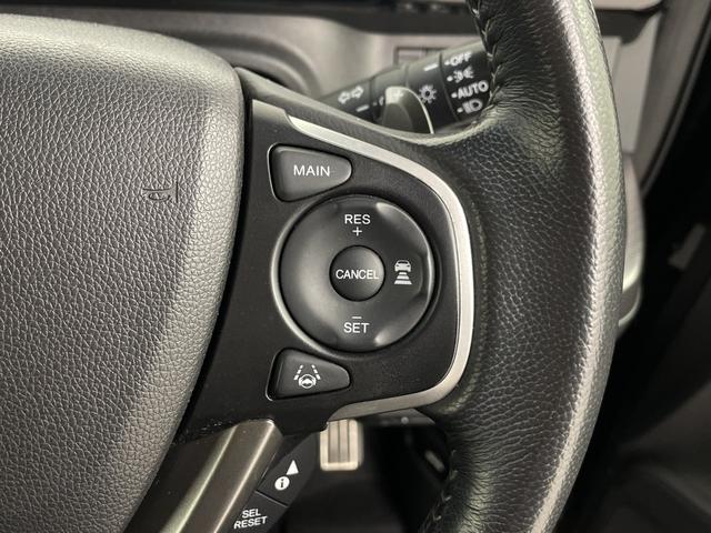 ステップワゴンスパーダ スパーダ・クールスピリット　ホンダセンシングブラスタ　純正フリップダウンモニター　純正９インチナビ　バックカメラ　ビルトインＥＴＣ　両側パワースライドドア　前席シートヒーター　レーダークルーズコントロール　衝突軽減システム　純正アルミホイール　ＬＥＤ（11枚目）