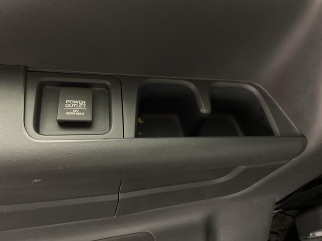 ステップワゴンスパーダ スパーダ・クールスピリット　ホンダセンシングブラスタ　純正フリップダウンモニター　純正９インチナビ　バックカメラ　ビルトインＥＴＣ　両側パワースライドドア　前席シートヒーター　レーダークルーズコントロール　衝突軽減システム　純正アルミホイール　ＬＥＤ（38枚目）