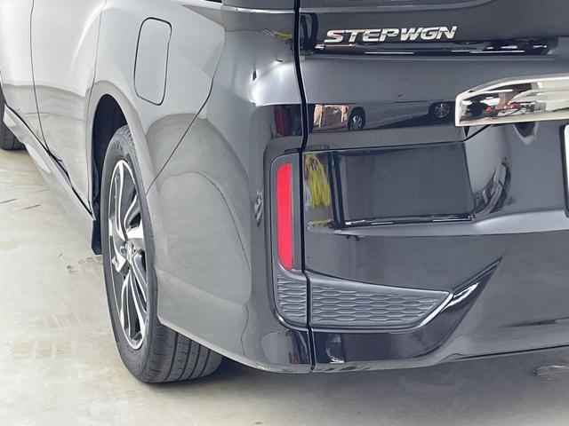 ステップワゴンスパーダ スパーダ・クールスピリット　ホンダセンシングブラスタ　純正フリップダウンモニター　純正９インチナビ　バックカメラ　ビルトインＥＴＣ　両側パワースライドドア　前席シートヒーター　レーダークルーズコントロール　衝突軽減システム　純正アルミホイール　ＬＥＤ（64枚目）