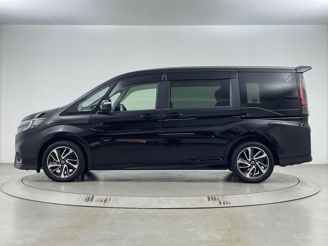 ステップワゴンスパーダ スパーダ・クールスピリット　ホンダセンシングブラスタ　純正フリップダウンモニター　純正９インチナビ　バックカメラ　ビルトインＥＴＣ　両側パワースライドドア　前席シートヒーター　レーダークルーズコントロール　衝突軽減システム　純正アルミホイール　ＬＥＤ（69枚目）