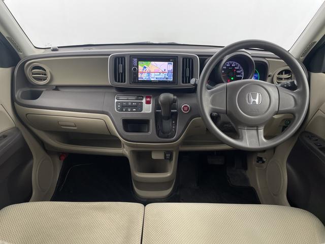 Ｎ－ＯＮＥ Ｇ　社外ナビ（ＦＭ／ＡＭ／ＣＤ／ＤＶＤ／ＡＵＸ／ｉＰｏｄ）　ワンセグテレビ　プッシュスタート　社外フロアマット　横滑り防止システム　レベライザー　電動格納ミラー　ＥＣＯＮ　スマートキー　ドアバイザー（7枚目）