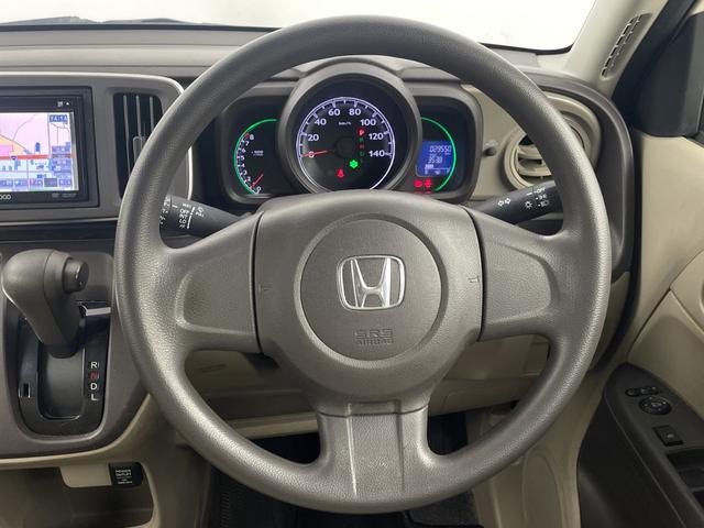 Ｎ－ＯＮＥ Ｇ　社外ナビ（ＦＭ／ＡＭ／ＣＤ／ＤＶＤ／ＡＵＸ／ｉＰｏｄ）　ワンセグテレビ　プッシュスタート　社外フロアマット　横滑り防止システム　レベライザー　電動格納ミラー　ＥＣＯＮ　スマートキー　ドアバイザー（8枚目）