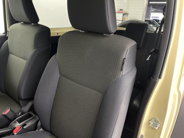 ジムニーシエラ JL シートヒーター 車線逸脱警報 衝突軽減ブレーキ クリアランスソナー ダウンヒルアシストコントロール フロントフォグランプ ヒーテッドミラー 背面タイヤ 電動格納ミラー アイドリングストップ スマートキ(38枚目)