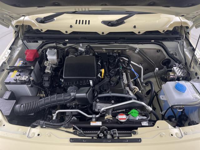 ジムニーシエラ JL シートヒーター 車線逸脱警報 衝突軽減ブレーキ クリアランスソナー ダウンヒルアシストコントロール フロントフォグランプ ヒーテッドミラー 背面タイヤ 電動格納ミラー アイドリングストップ スマートキ(73枚目)