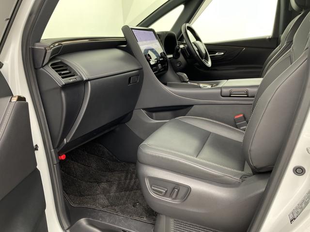 アルファードハイブリッド Ｚ　ムーンルーフ　後席モニター　純正ナビ機能付きディスプレイオーディオ　全方位カメラ　ＢＳＭ　前後ドライブレコーダー　ビルトインＥＴＣ２．０　デジタルインナーミラー　自動駐車システム　純正アルミホイール（47枚目）