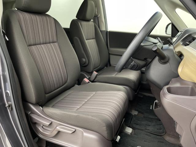 フリード G・ホンダセンシング 社外ナビ バックカメラ 両側パワースライドドア ビルトインETC ドライブレコーダー レーダークルーズコントロール レーンキープアシスト 衝突軽減システム 純正フロアマット アイドリングストップ(39枚目)