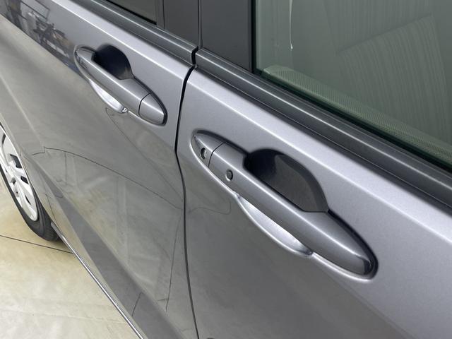 フリード G・ホンダセンシング 社外ナビ バックカメラ 両側パワースライドドア ビルトインETC ドライブレコーダー レーダークルーズコントロール レーンキープアシスト 衝突軽減システム 純正フロアマット アイドリングストップ(52枚目)